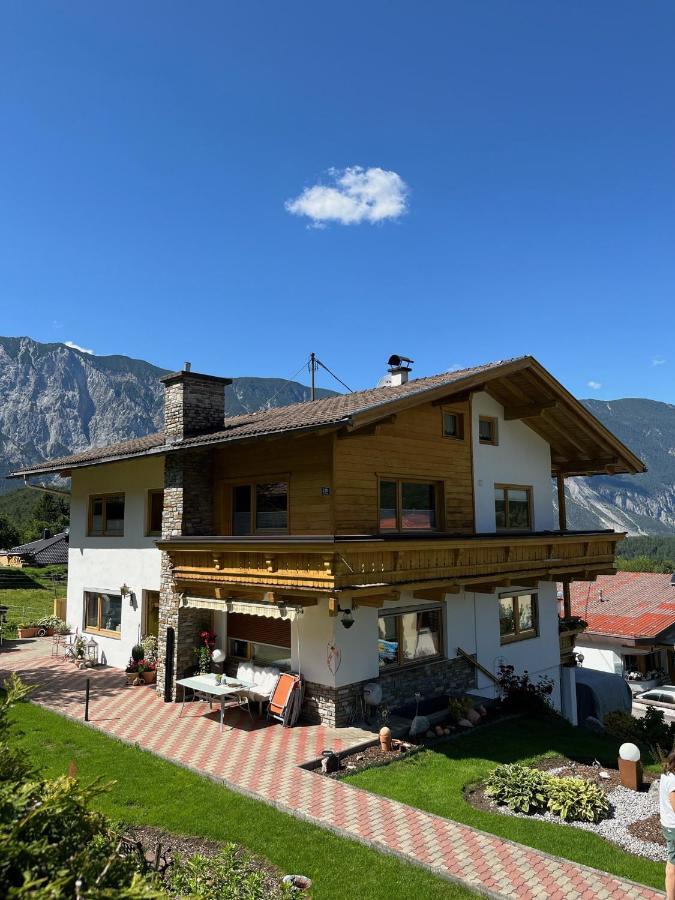 Apart Schoene Aussicht Sautens Exterior foto