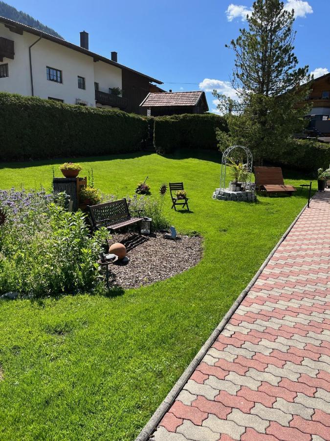 Apart Schoene Aussicht Sautens Exterior foto